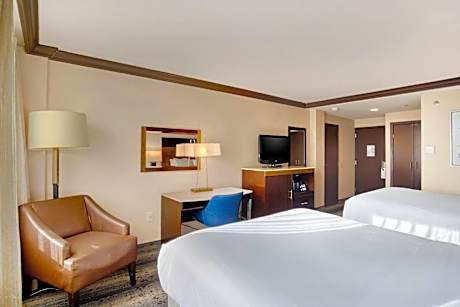 Standard Queen Room with Two Queen Beds