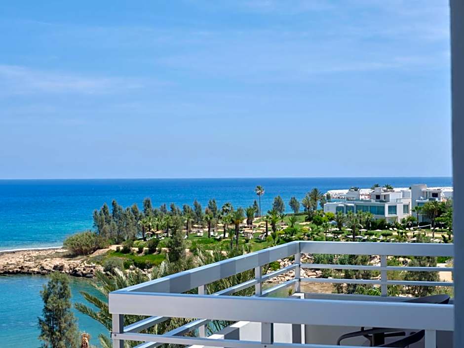 Atlantica Sea Breeze, Adults Only