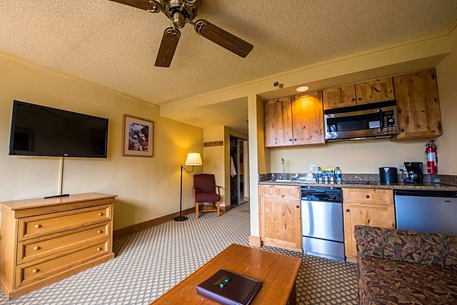 The Grand Lodge, A Vail Resorts Property