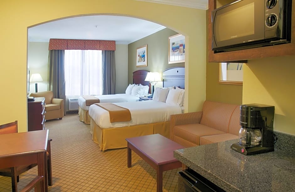 Holiday Inn Express Hotel & Suites Winnie, an IHG Hotel
