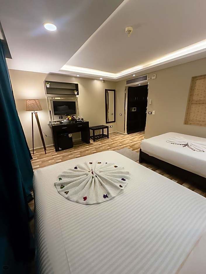Turquoise Pyramids & Grand Egyptian museum view Hotel