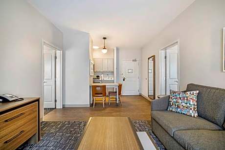 2 King Beds 2 Bedroom 2 Bath Suite Nonsmoking