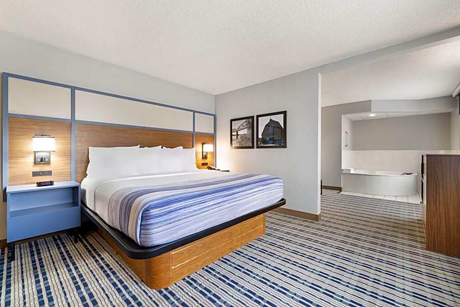 AmericInn by Wyndham Bismarck