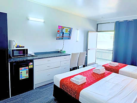 Standard Twin Room (Non Pet)