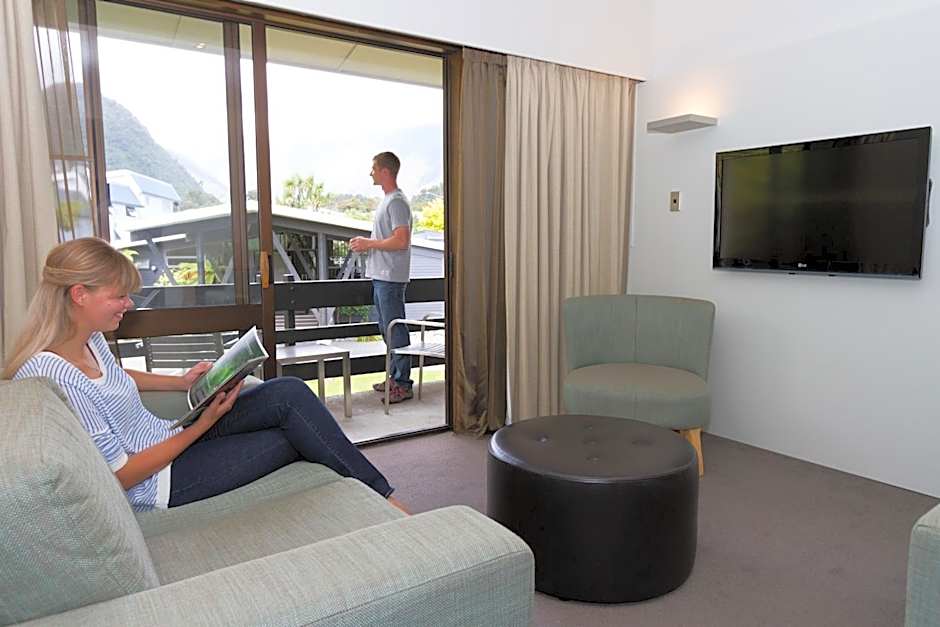 Scenic Hotel Franz Josef Glacier