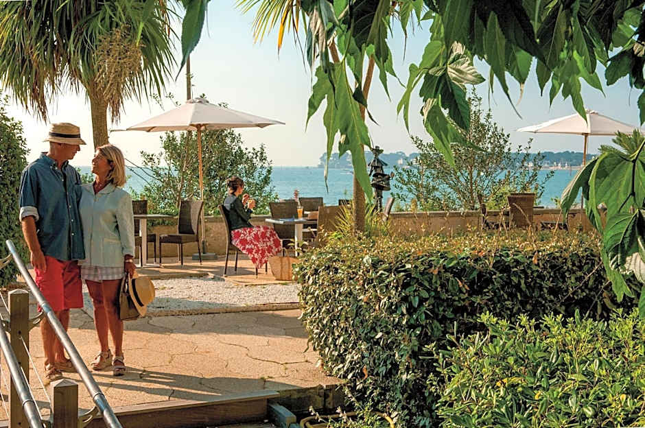 Hôtel Vacances Bleues Villa Caroline