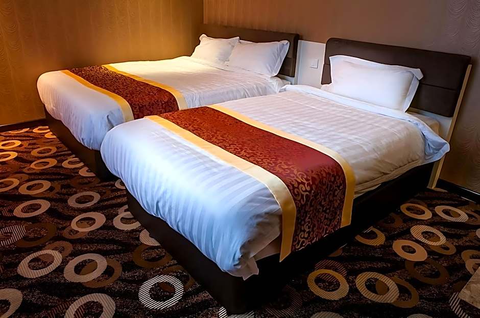 Golden Valley Hotel