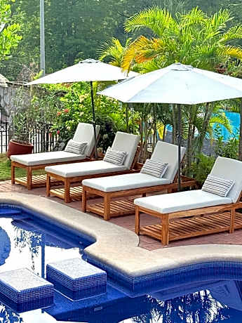 Hotel Villas Ema