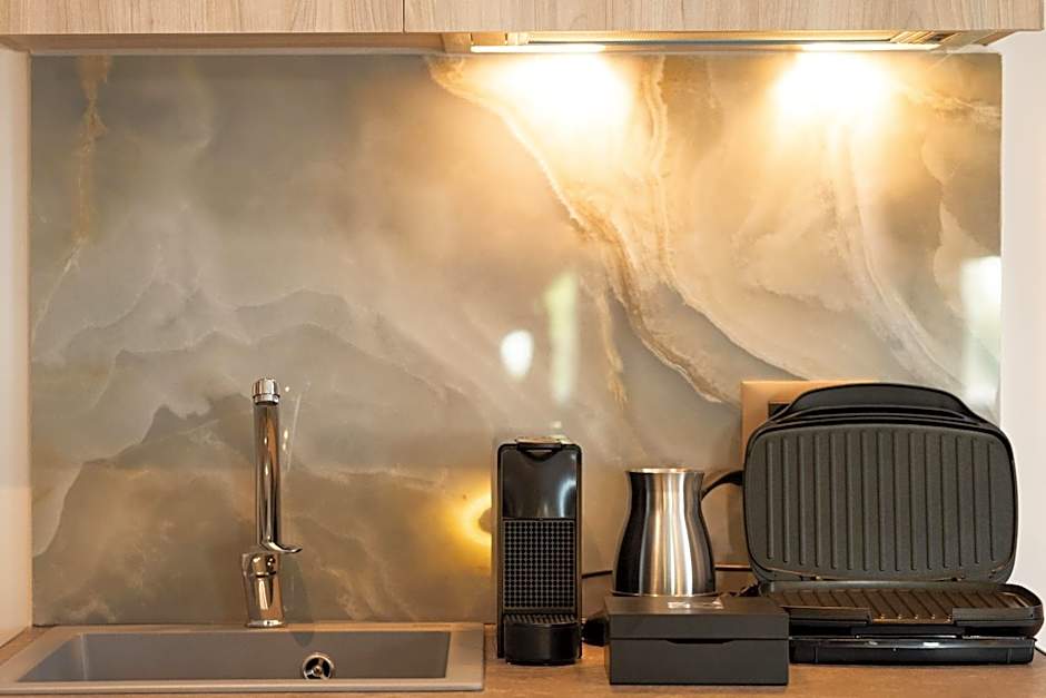 Horeizons Modern Living