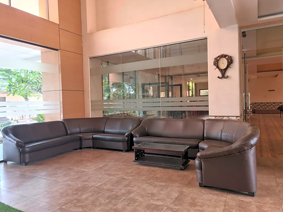 HOTEL SWAMIRAJ EXECUTIVE