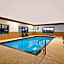 Howard Johnson by Wyndham Waterloo/Cedar Falls