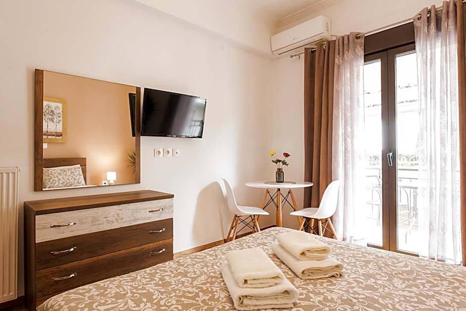 Nicholas Point Apartments and Rooms