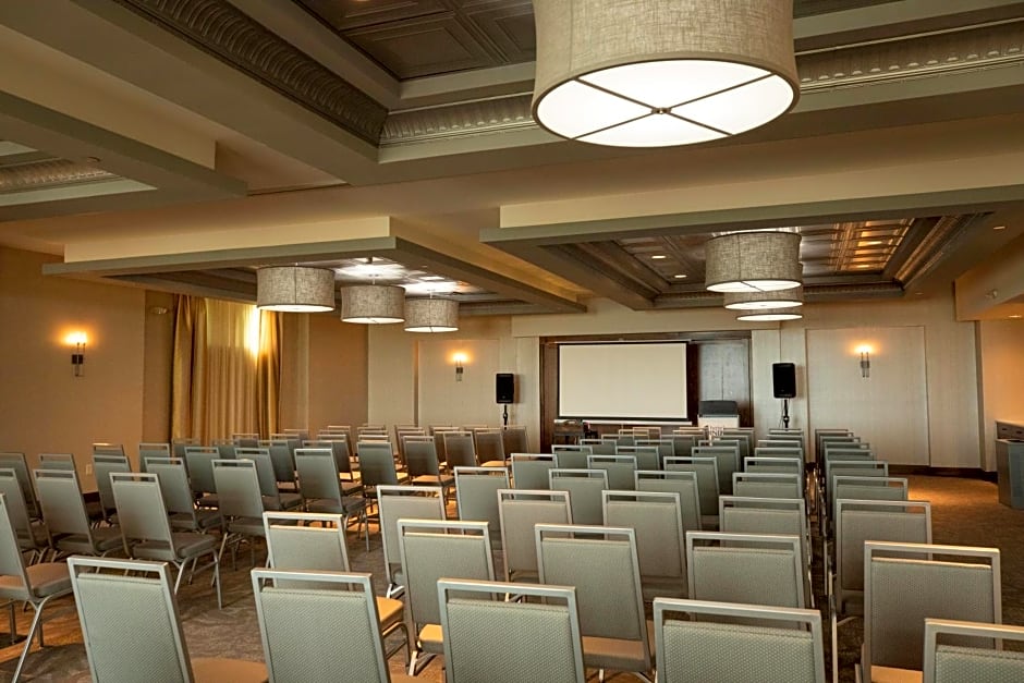 Hotel Indigo Traverse City By IHG