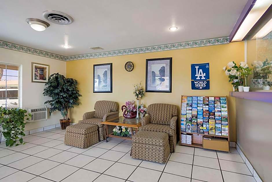 Rodeway Inn & Suites