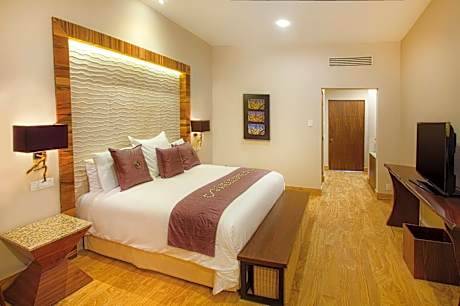 Towers Private pool Suite