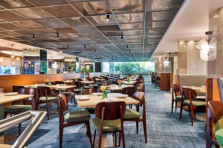 Radisson Red London Heathrow