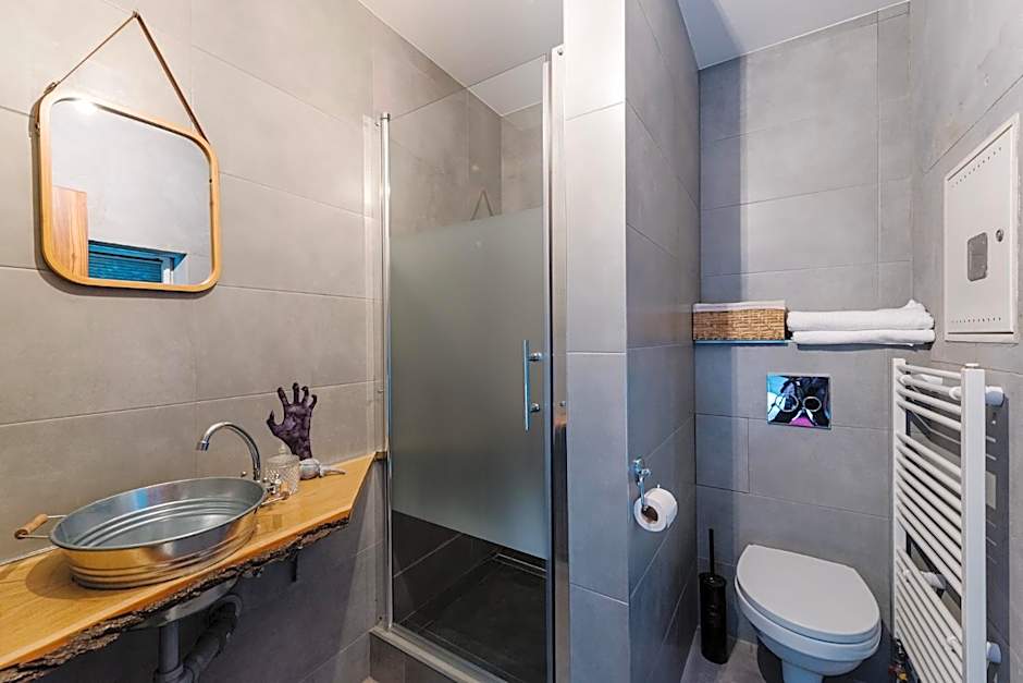 Petra Inn Apartments in historical palace Bratislava