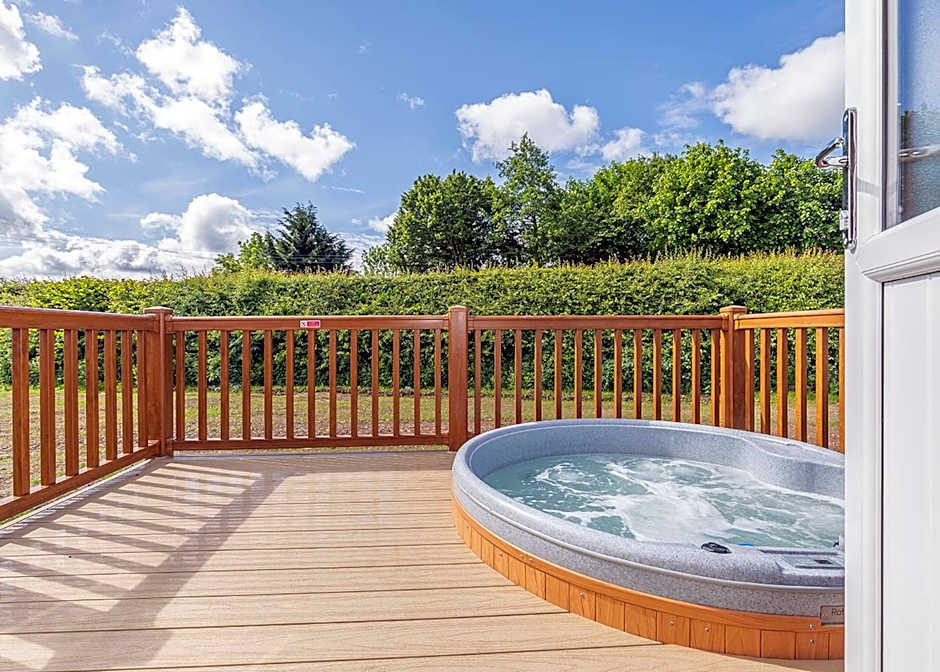High Farm Holiday Park