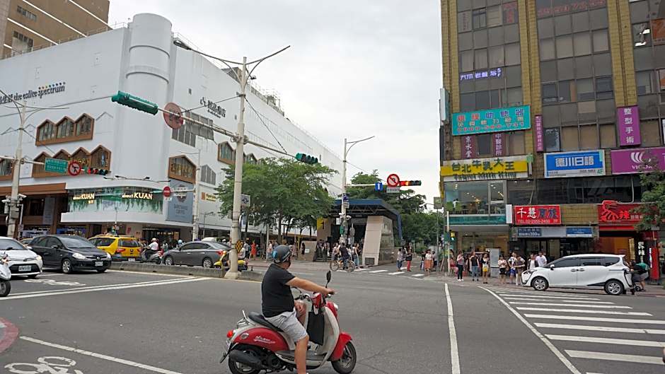 Chian Huei Business Hotel