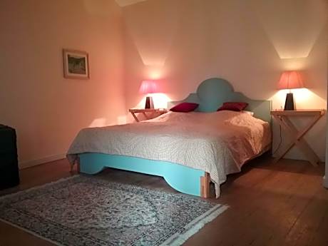 Three-Bedroom Apartment - Fournil