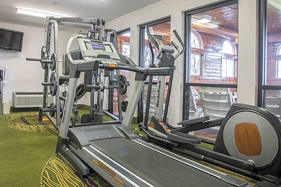 Quality Inn & Suites Loves Park near Rockford
