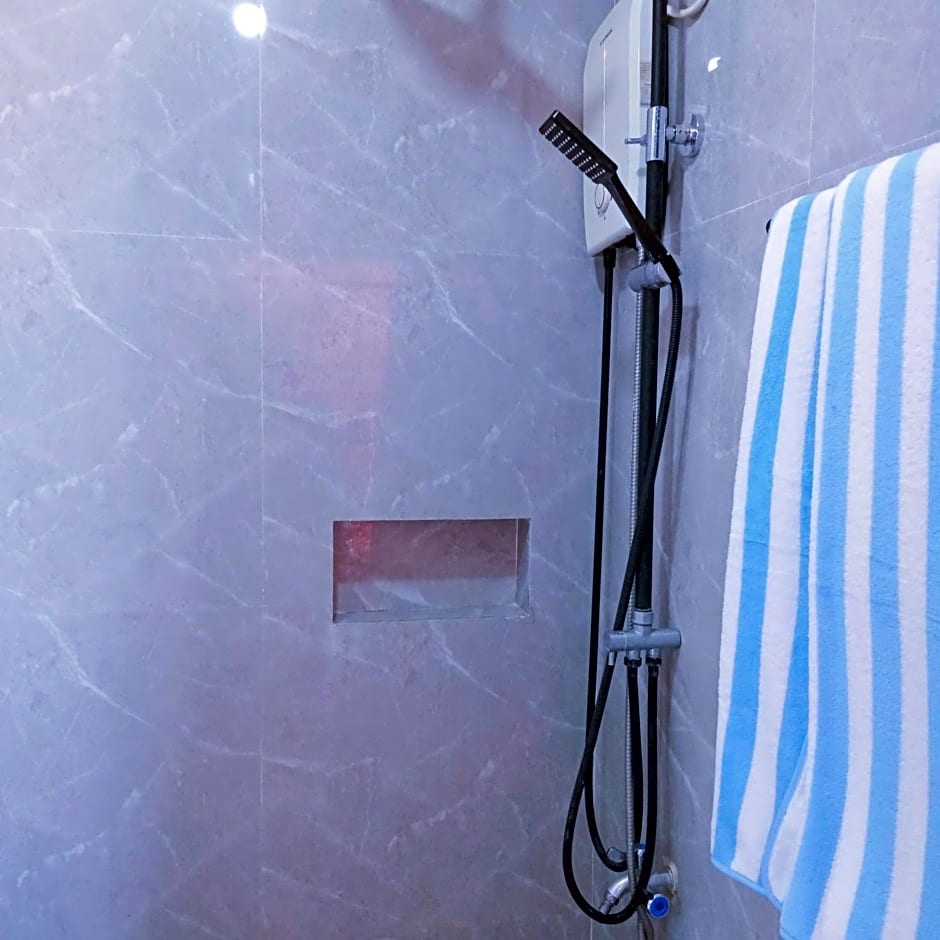 Baywalk Suites Batangas