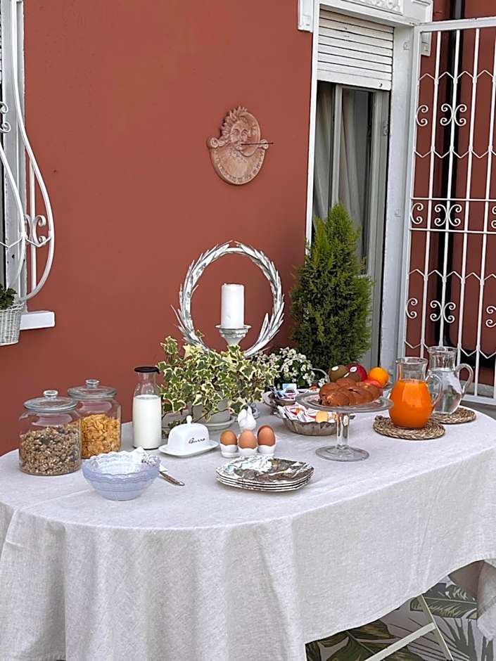 Villa House and Garden B&B