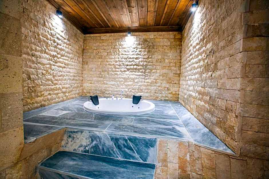 Caldera Cave Hotel