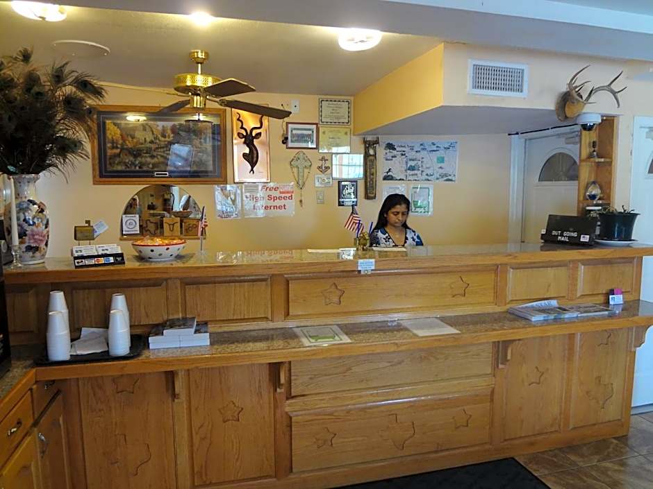 Antlers Inn Goliad