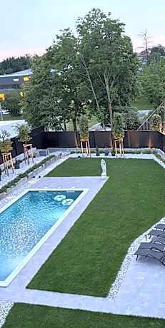 DAM boutique hotel & restaurant