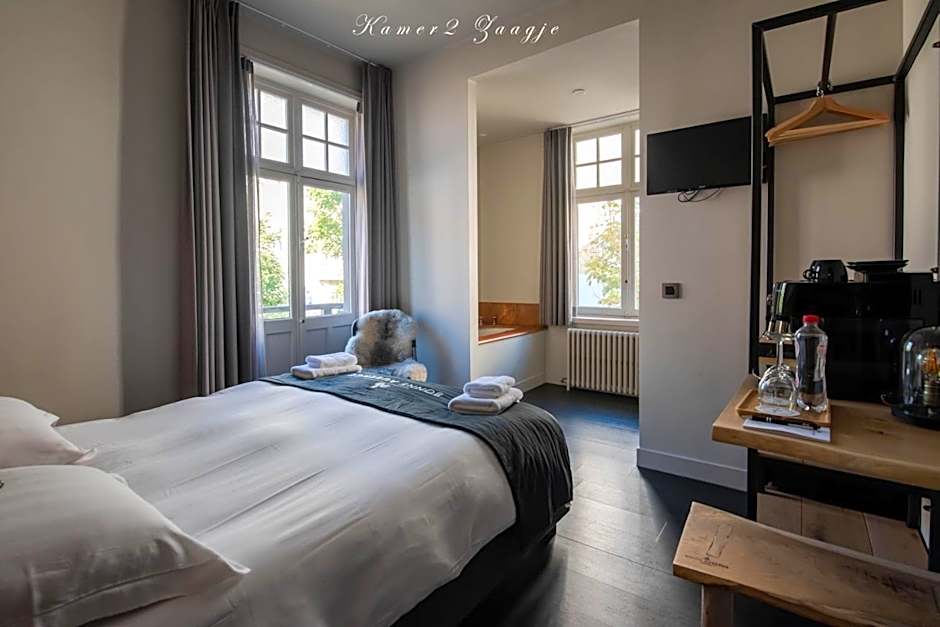 Hotel Bonne Auberge (Adults Only)