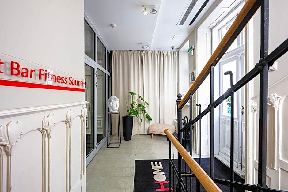 Home Aparthotel