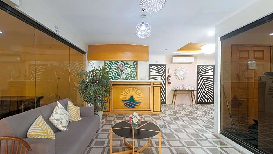 RedDoorz @ Sun Miles Condominium