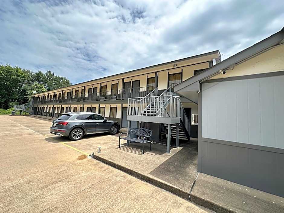 Regency Inn Jewett