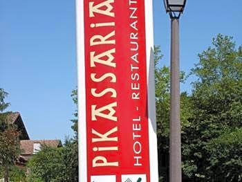 Hotel Pikassaria
