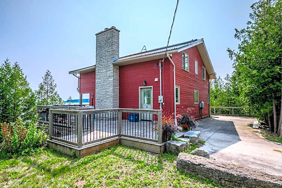 Norse Nook - Waterfront w Hot Tub & Sauna