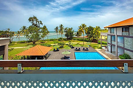 Deluxe Pool Terrace Twin Double