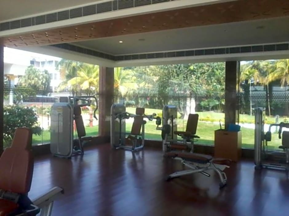 Hotel Naveen Lakeside