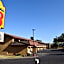 Super 8 by Wyndham Visalia