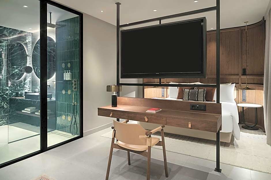 MonAsty, Thessaloniki, Autograph Collection