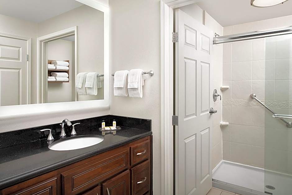 Staybridge Suites Charleston Ashley Phosphate