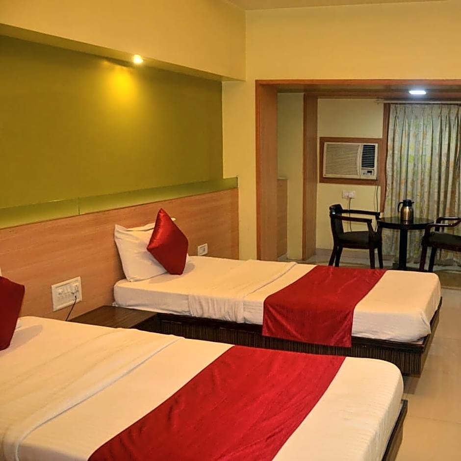 Poonam Hotel