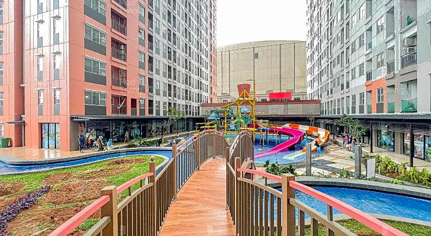 RedLiving Apartemen Transpark Juanda - F88 Tower Jade