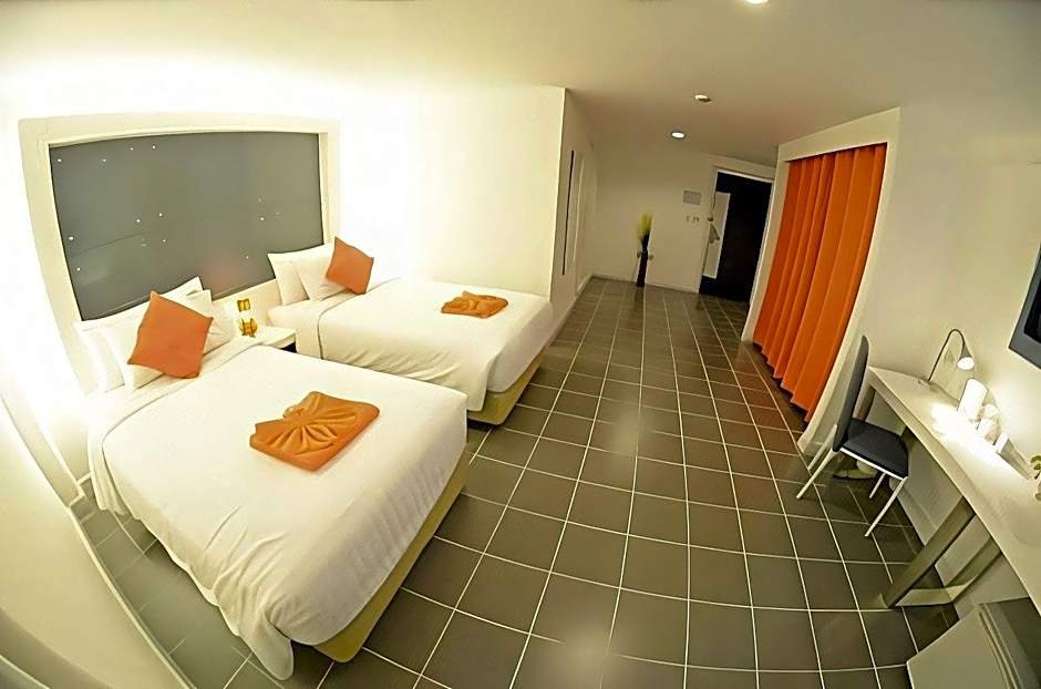 Original Orange Hotel