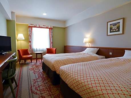 Park-Side Twin Room - Non-Smoking