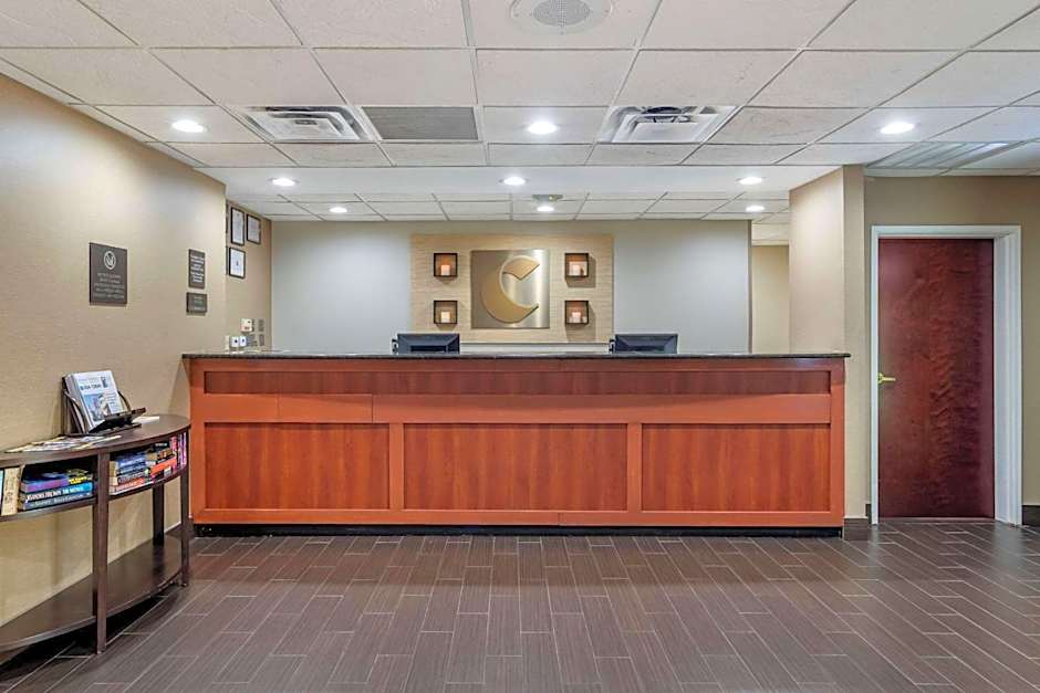 Comfort Suites Woodstock - Atlanta North