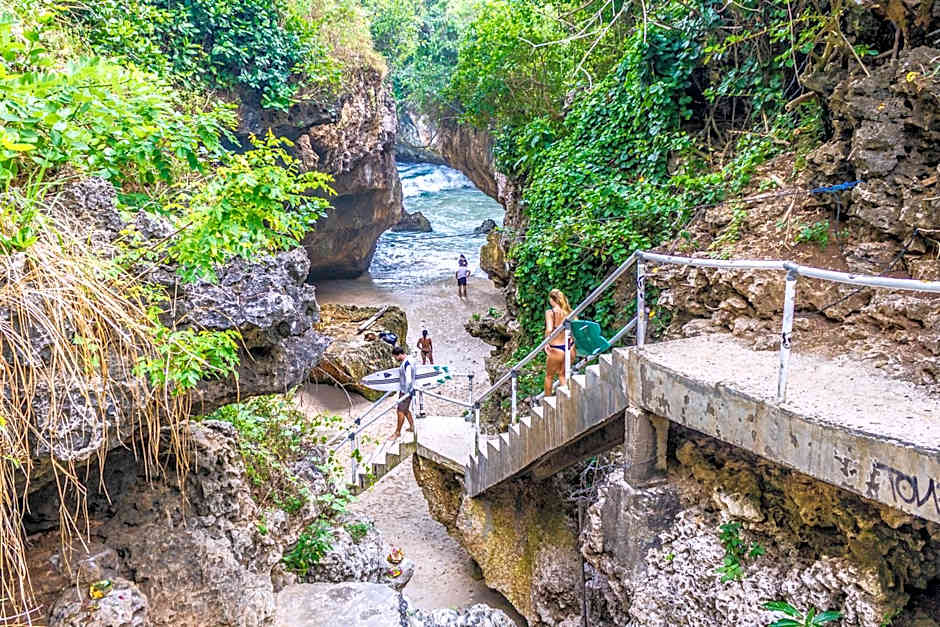 Uluwatu Yoga Resort