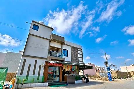 Hotel Mahalaxmi - Dwarka