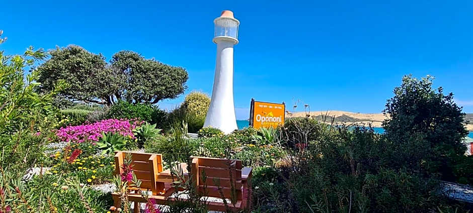 Opononi Lighthouse Motel