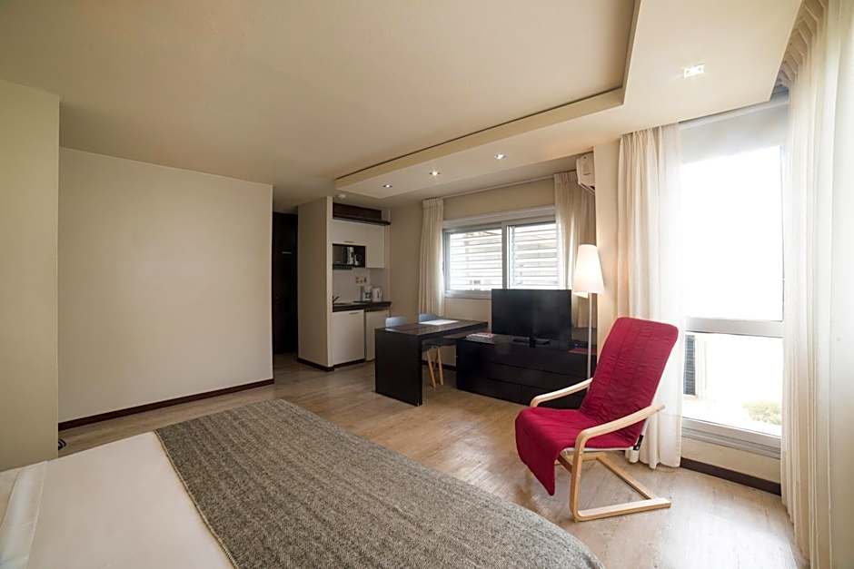 27 Suites